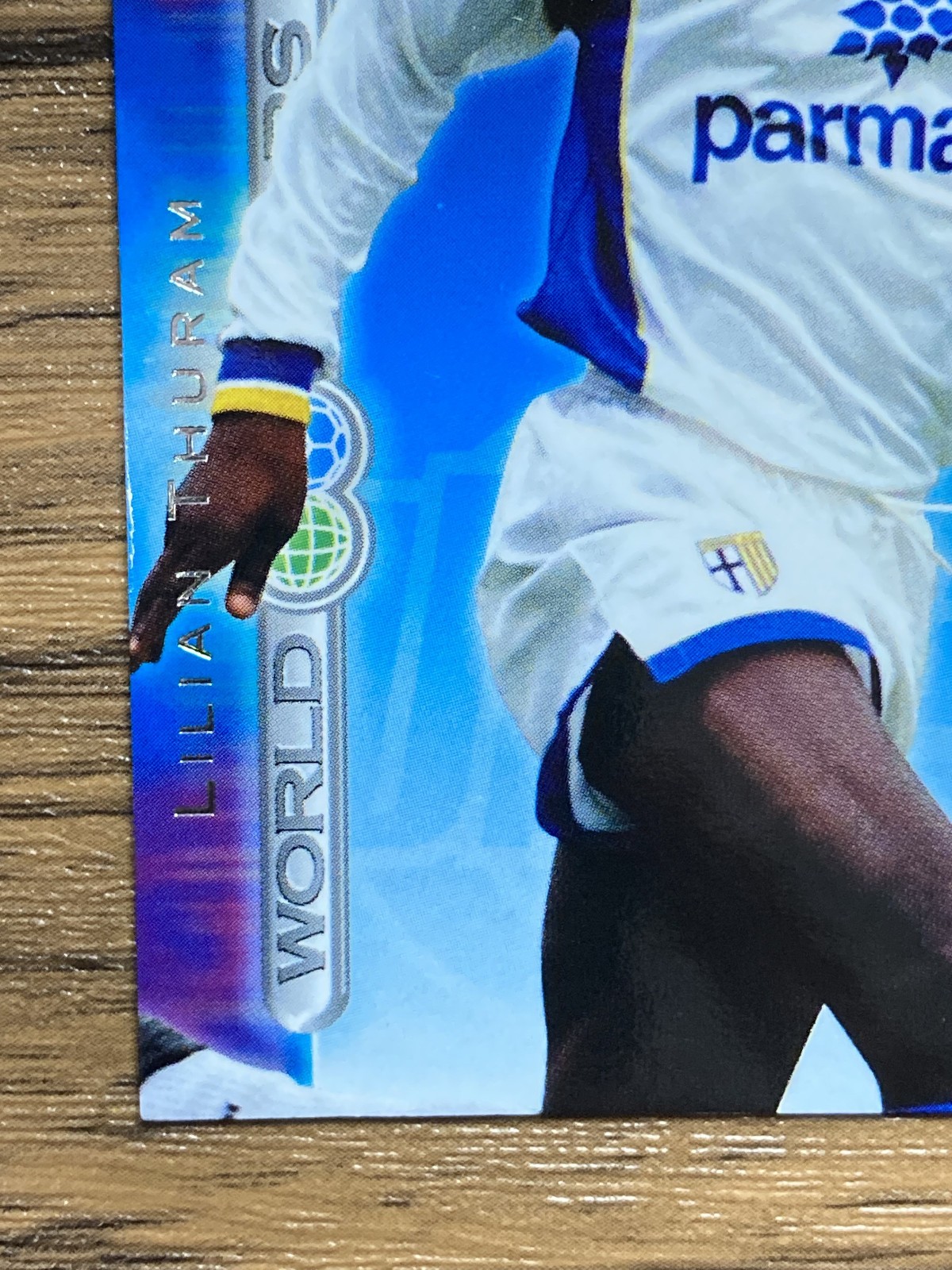 Free Shipping! Futera Platinum 2001 World Stars #42 Lilian Thuram France Parma