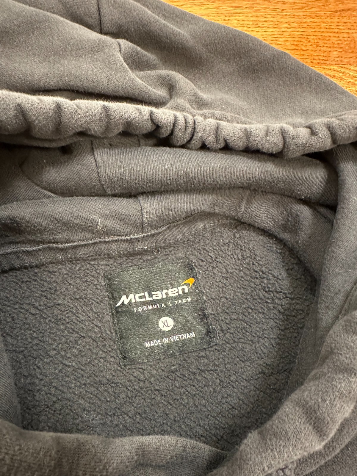 McLaren Formula 1 Team 2023 MCL60 Hoodie Sweatshirt Fits Mens Large Graphic Race