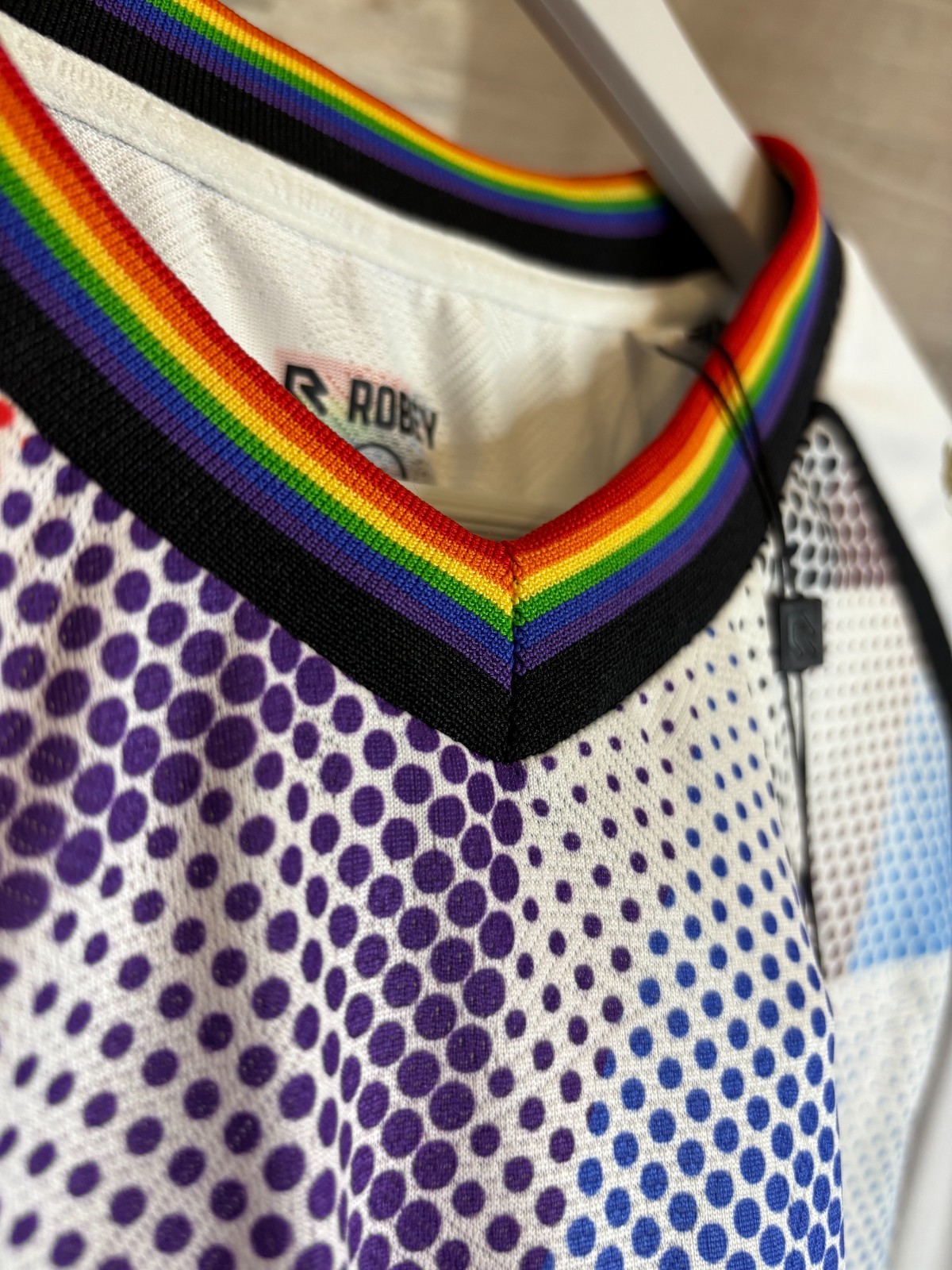 SC Telstar Spesial T-Shirt 2021-22 Pride Robey Size M #Alltogetherchallenge
