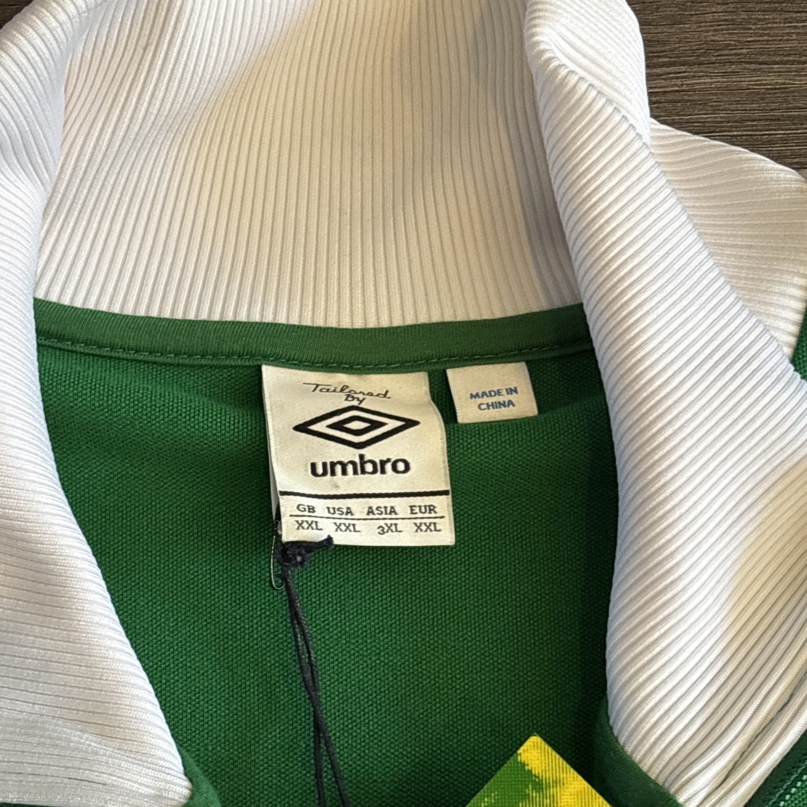 Umbro New York Cosmos Soccer Track Jacket Green Adult Unisex Full Zip Sz XXL NEW