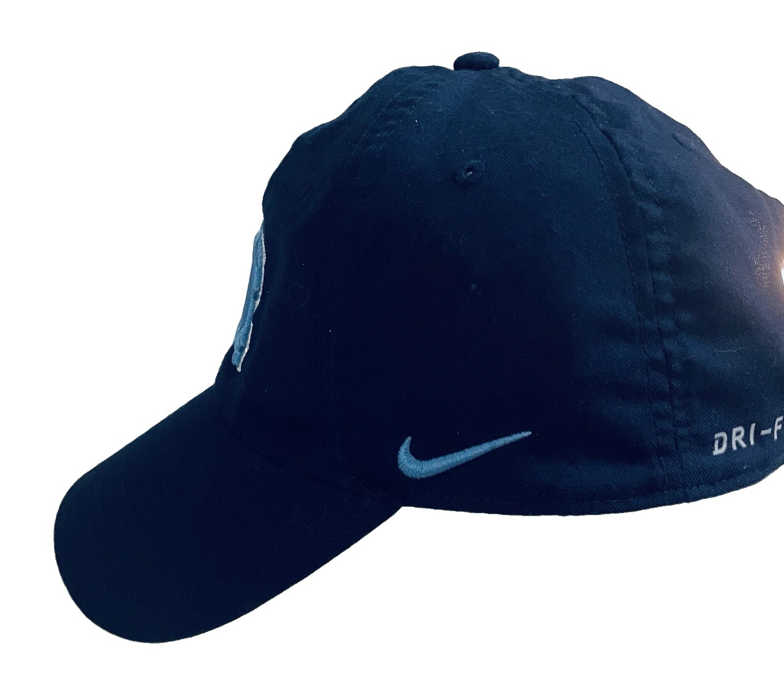 Nike Heritage86 UNC Tar Heels Navy Blue Adjustable Strapback Hat Dri-Fit OSFM