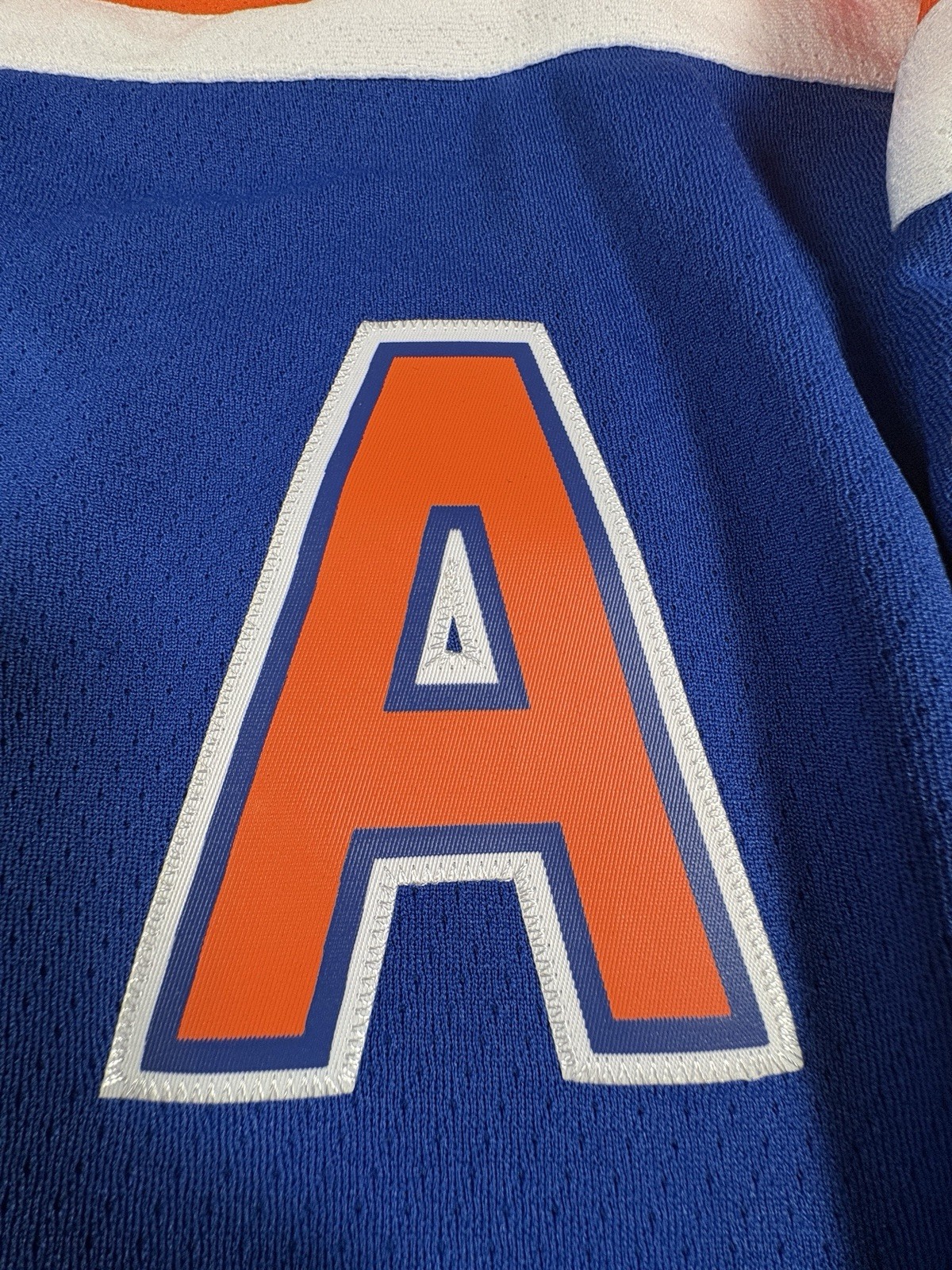 Men’s Mitchell & Ness Mark Messier #11 Royal Edmonton Oilers Alternate Sz 2XL