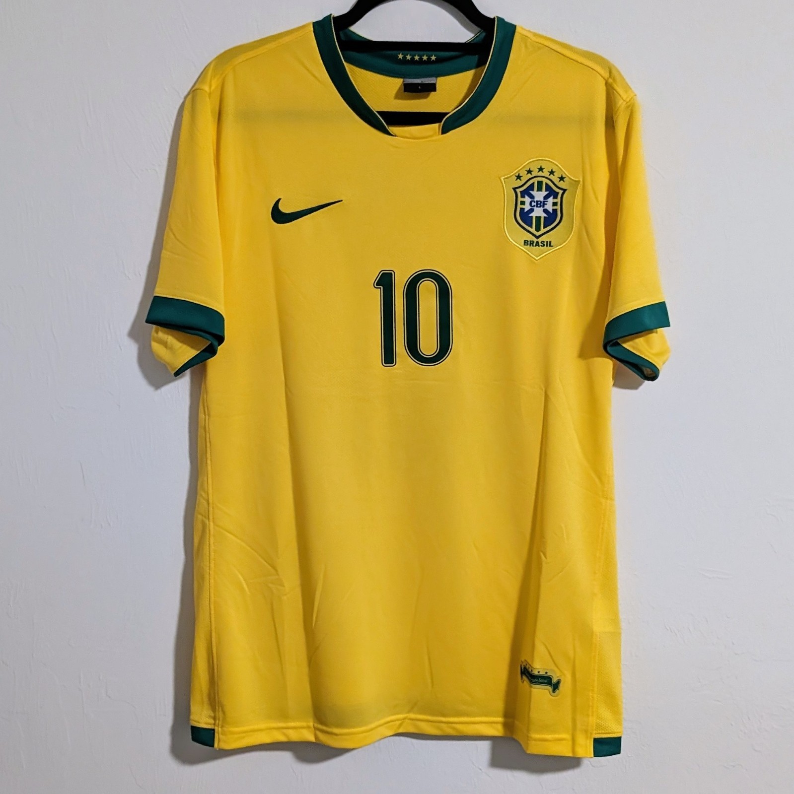 Brazil 2006 Ronaldinho Retro Jersey Men’s L