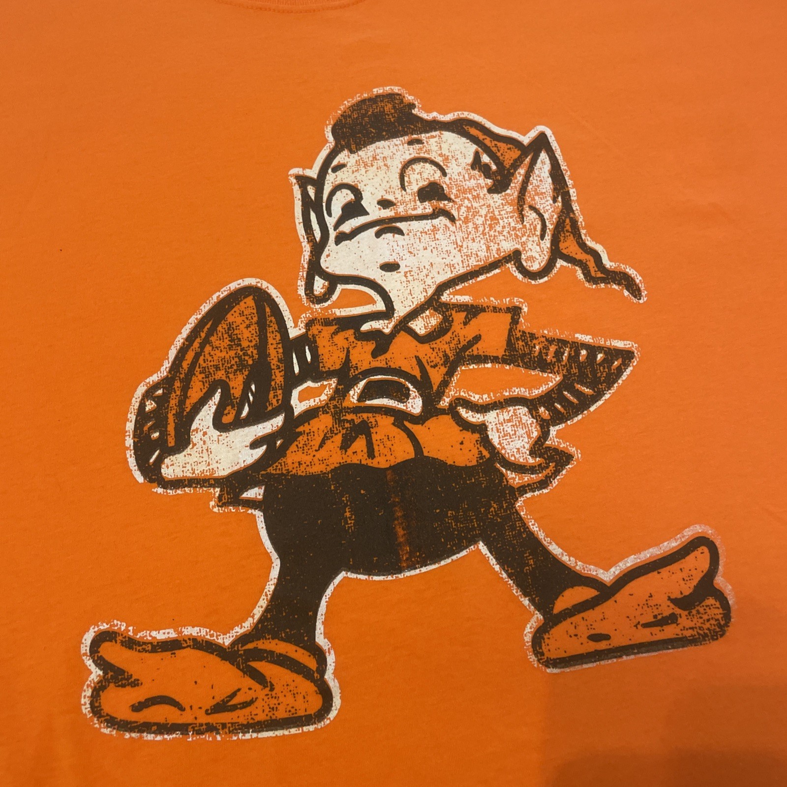 NFL Cleveland Browns Orange T-shirt Men’s 2TG /2XL Distressed Brownie The Elf