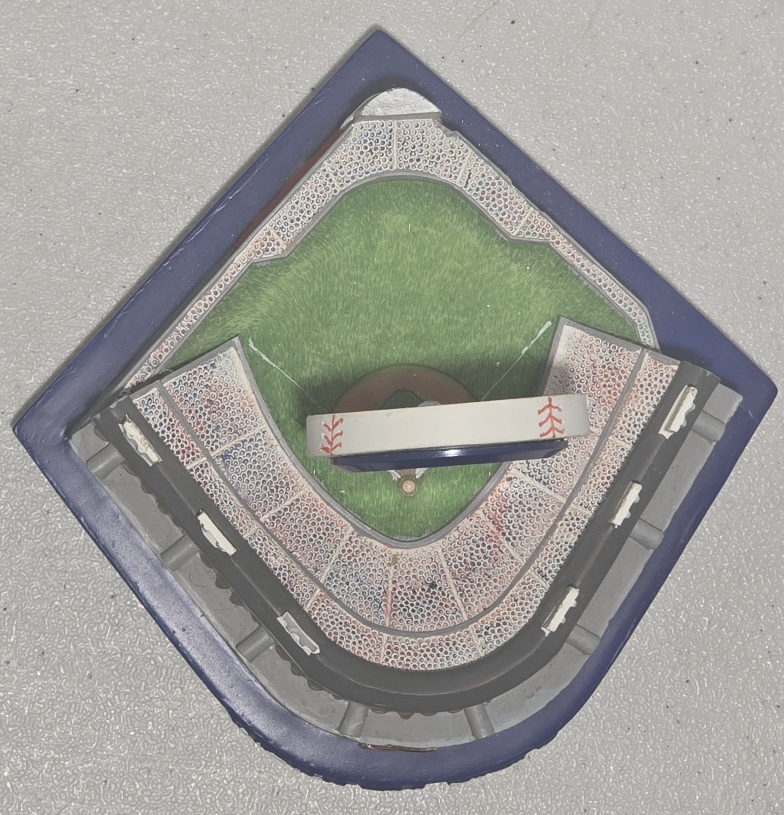 Chicago Cubs Wrigley Field Forever Collectables Legends Of The Diamond