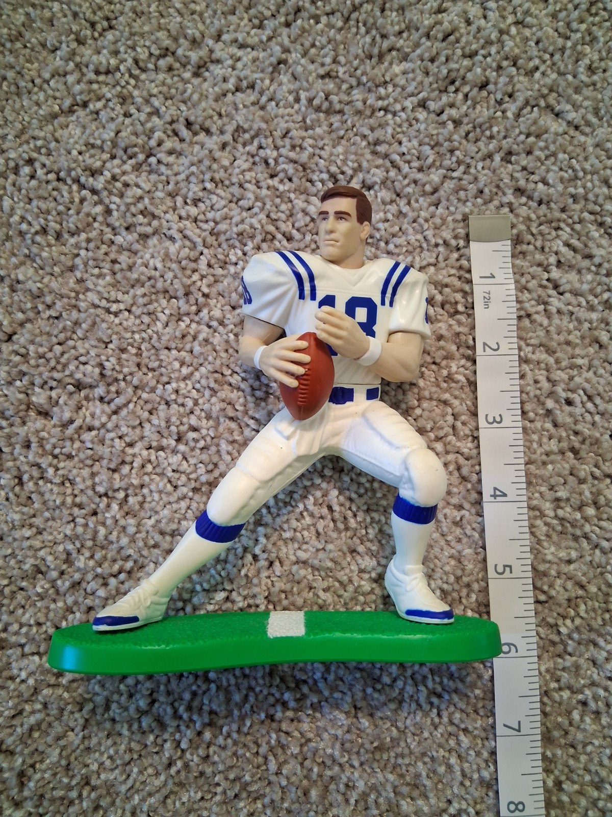 2000 Payton Manning #18 Colts NFL Collectible Football Figure