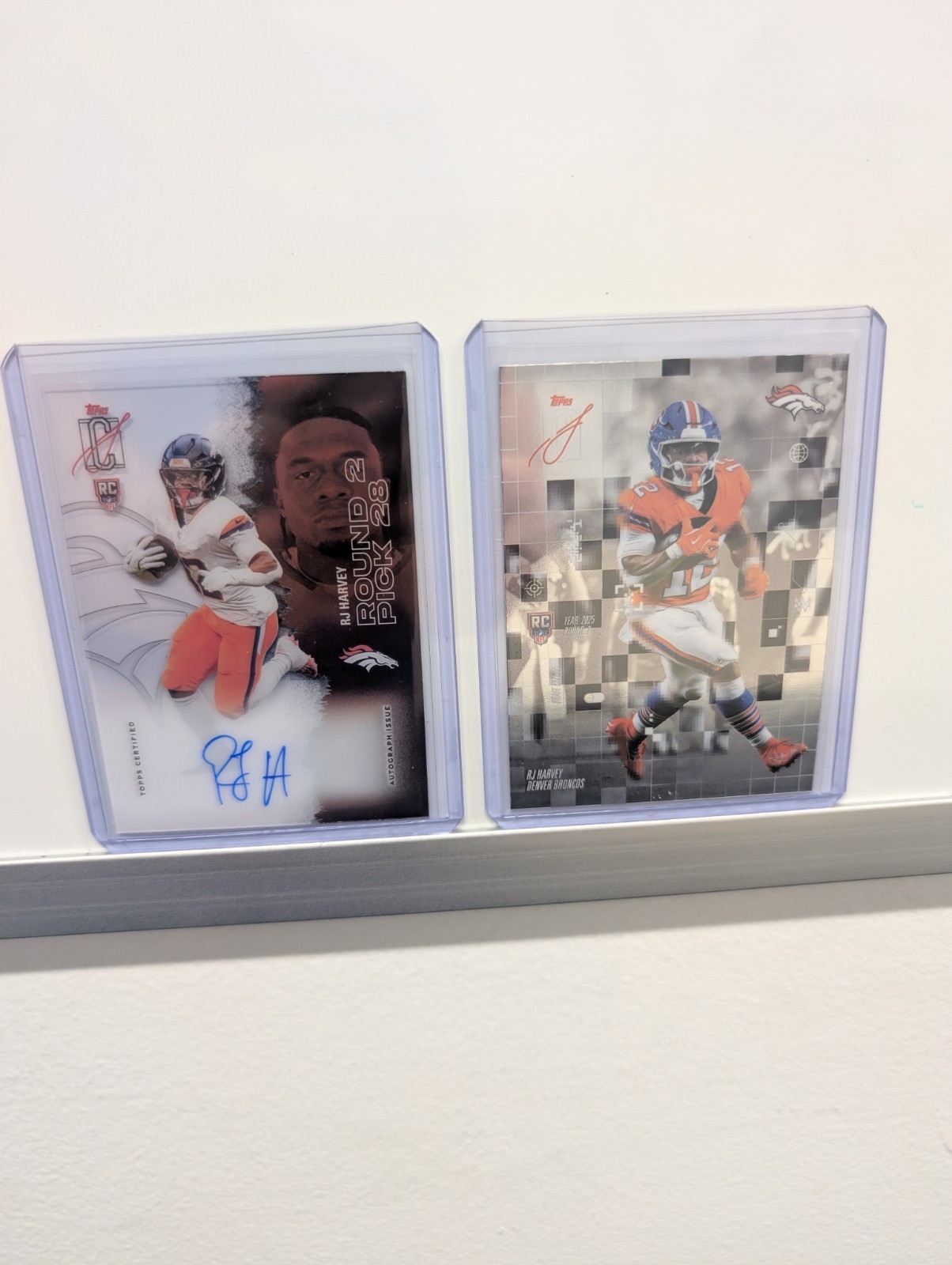 Topps Crystal Clear RJ Harvey Autograph and bonus card Denver Broncos Rookie