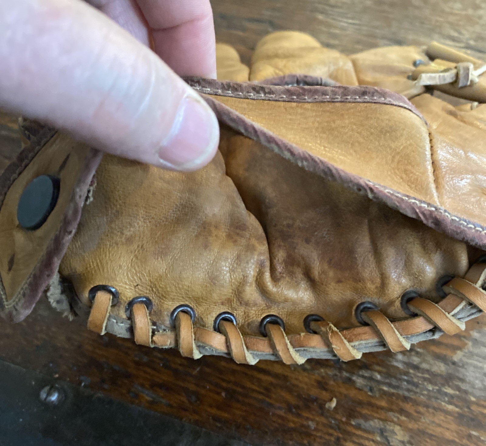 VINTAGE Old KILLER 1930’s DIXIE WALKER Circa BASEBALL GLOVE Mitt Antique EARLY