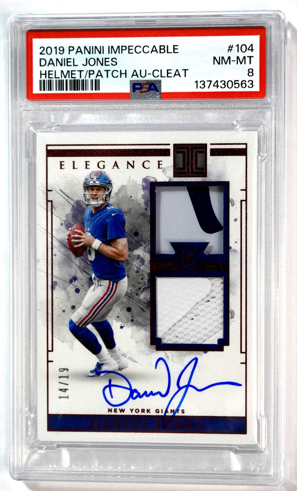 2019 Panini Impeccable #104 Daniel Jones RC Helmet Cleat Patch Auto /19 PSA 8