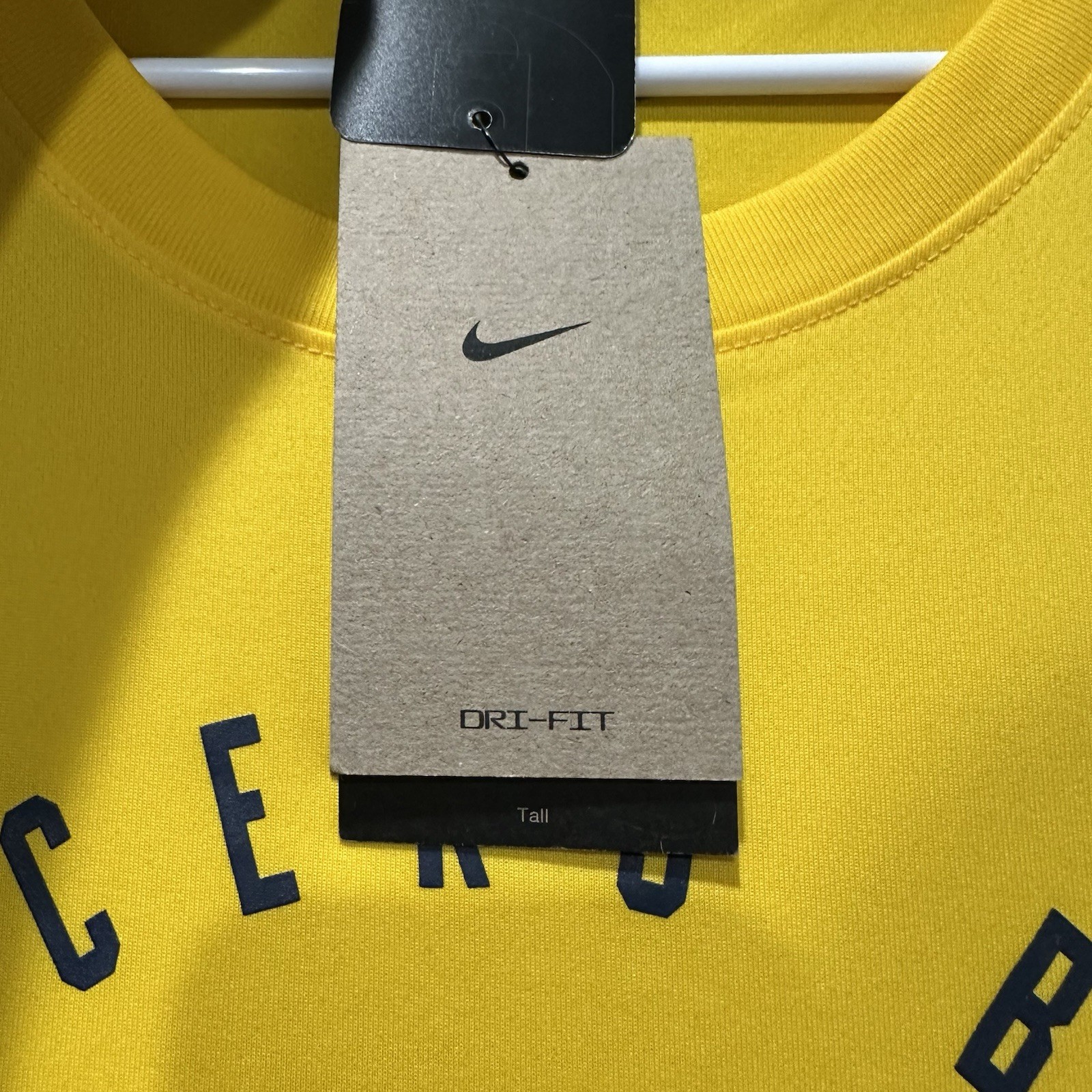NWT Indiana Pacers Nike Shirt Mens XLT Yellow NBA Basketball Long Sleeve Dri Fit