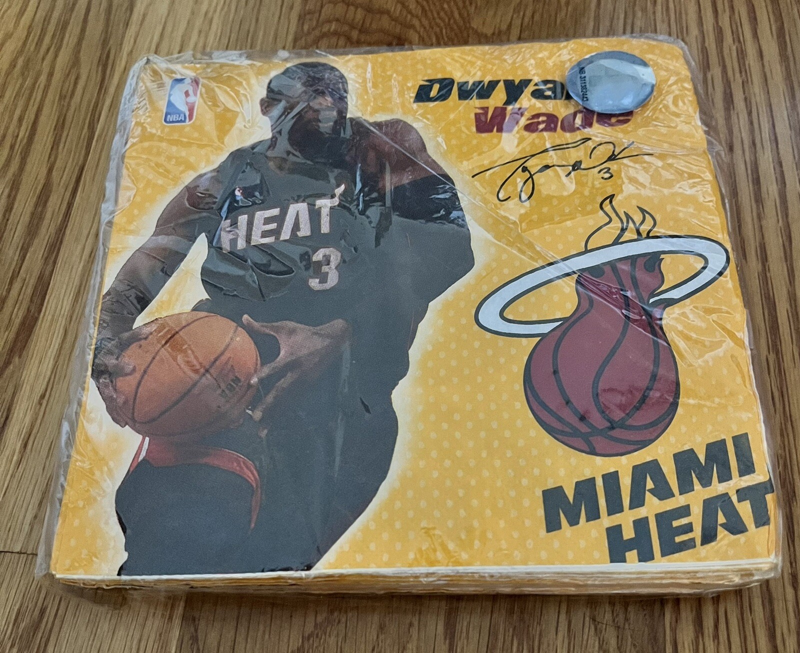 2010 Miami Heat Dwyane Wade Basketball Lunch Napkins Collectors 16 Count 12 7/8”