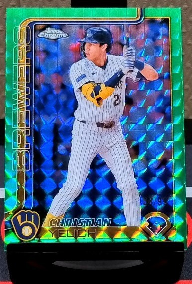 2025 Topps Chrome #89 Christian Yelich Green Geometric Refractor /99