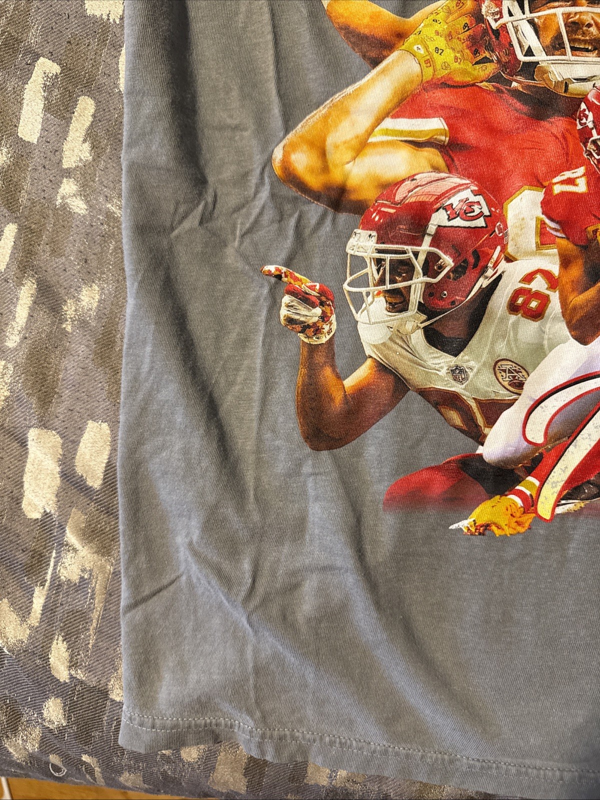 Travis Kelce Kansas City Chiefs Comfort Colors Gray Player Collage Shirt Medium