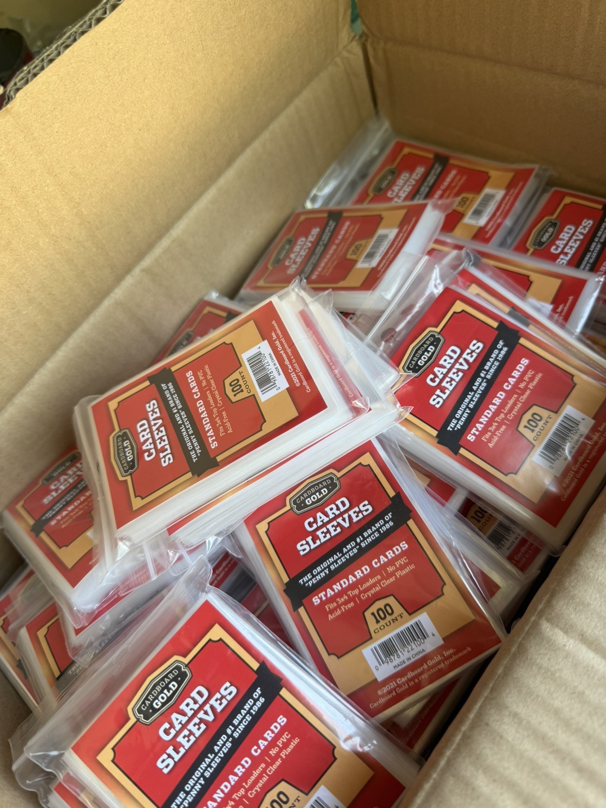 100 Cardboard Gold Soft Sleeves CBG Penny Sleeve Standard 3×4 Trading Cards