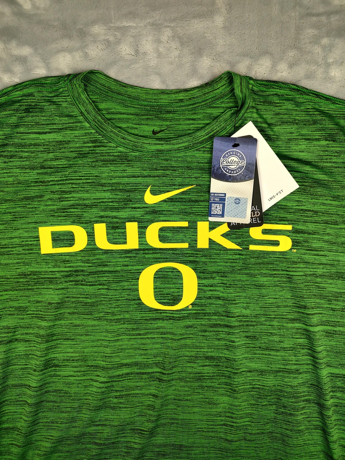 Oregon Ducks Shirt Mens XL Green Black NCAA Football Nike Dri Fit Graphic Tee