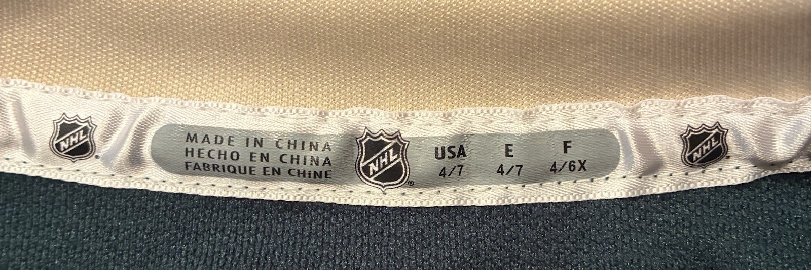 Minnesota Wild NHL Hockey Jersey Size 4/7 Green Beige Red Officially Licensed