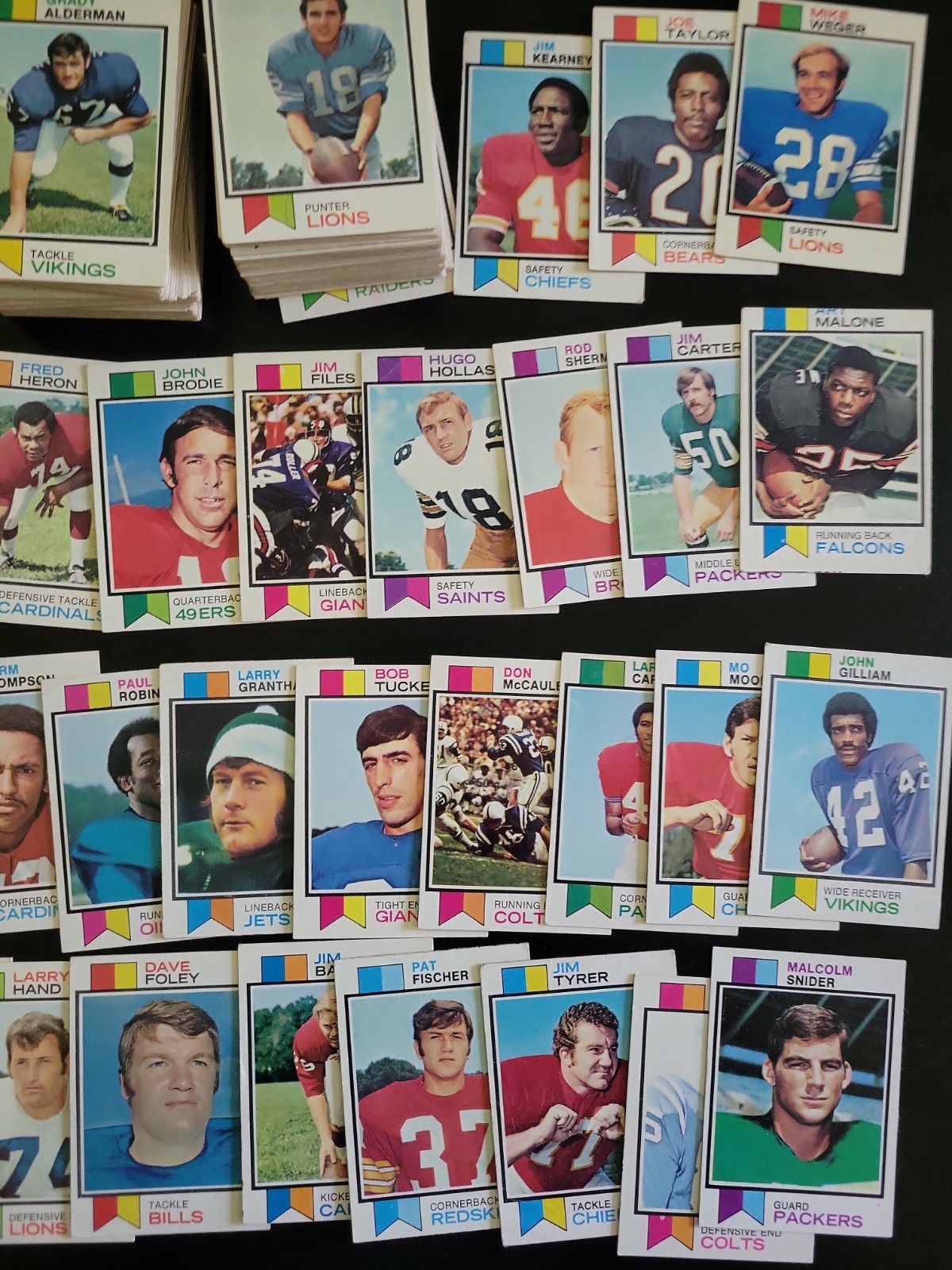 1973 Topps Football Lot – 218 Different – W/ Willie Williams and Pat Matson