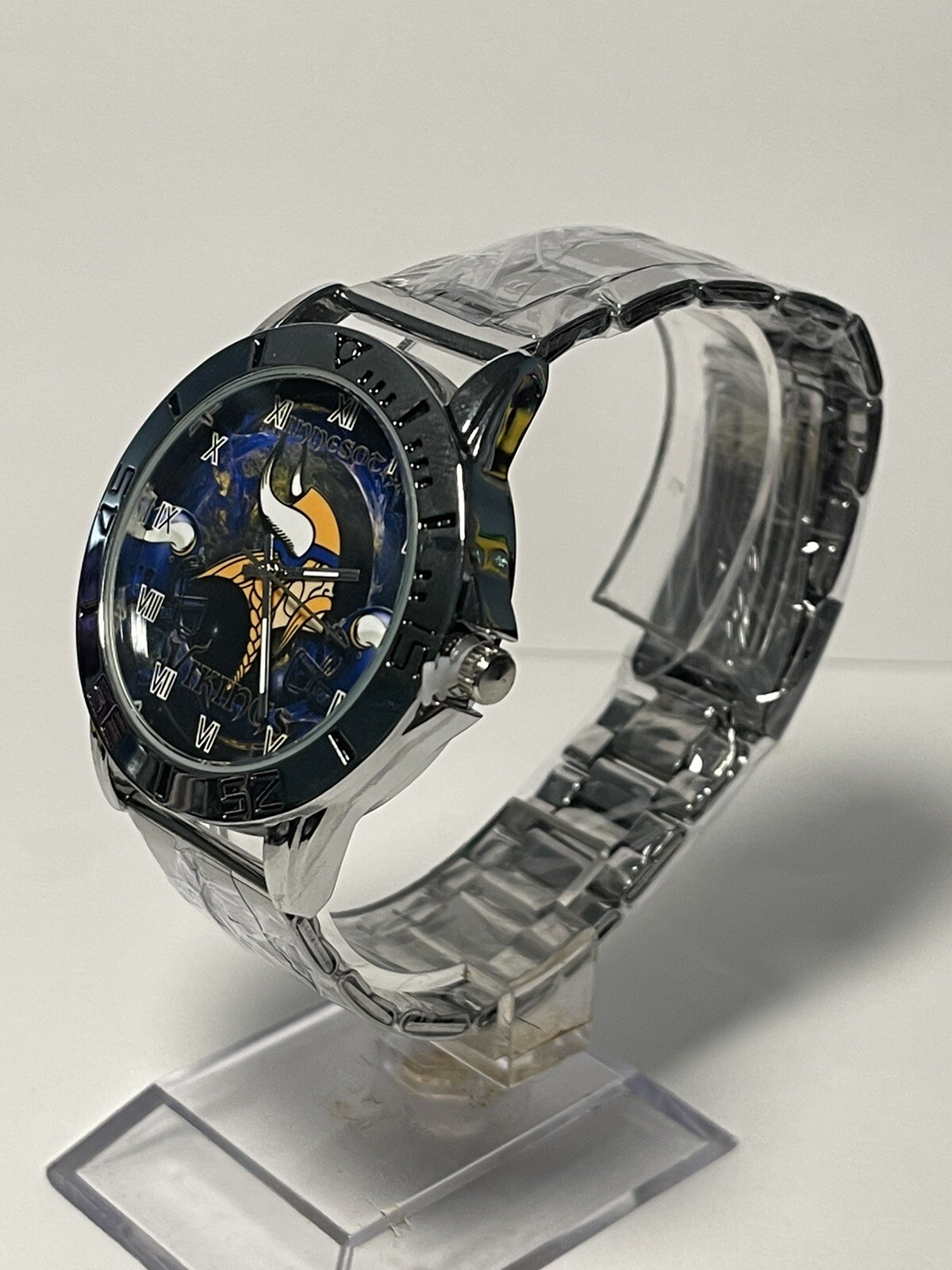 Minnesota Vikings NFL Team Logo Men’s Stainless-Steel Silver Watch NEW