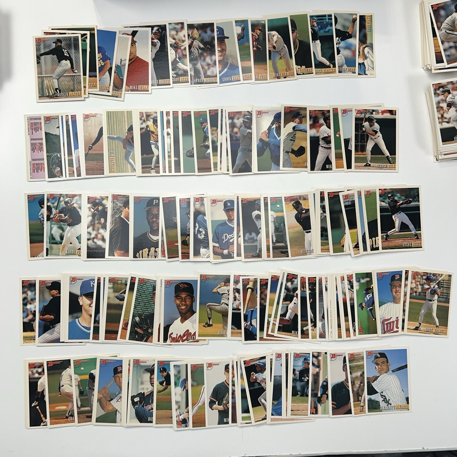 1993 BOWMAN BASEBALL LOT 1100+ CARDS WITH FOILS COMMONS SOME STARS