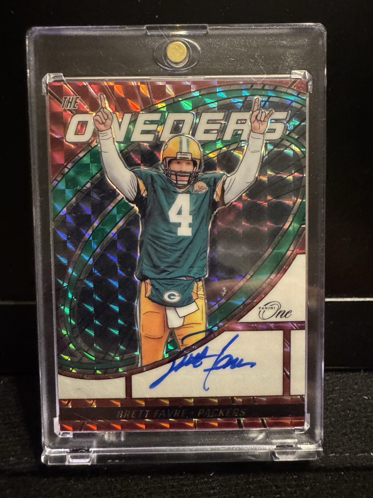 2023 Panini One – The Oneders Autographs Brett Favre #375 Green /49 (AU)