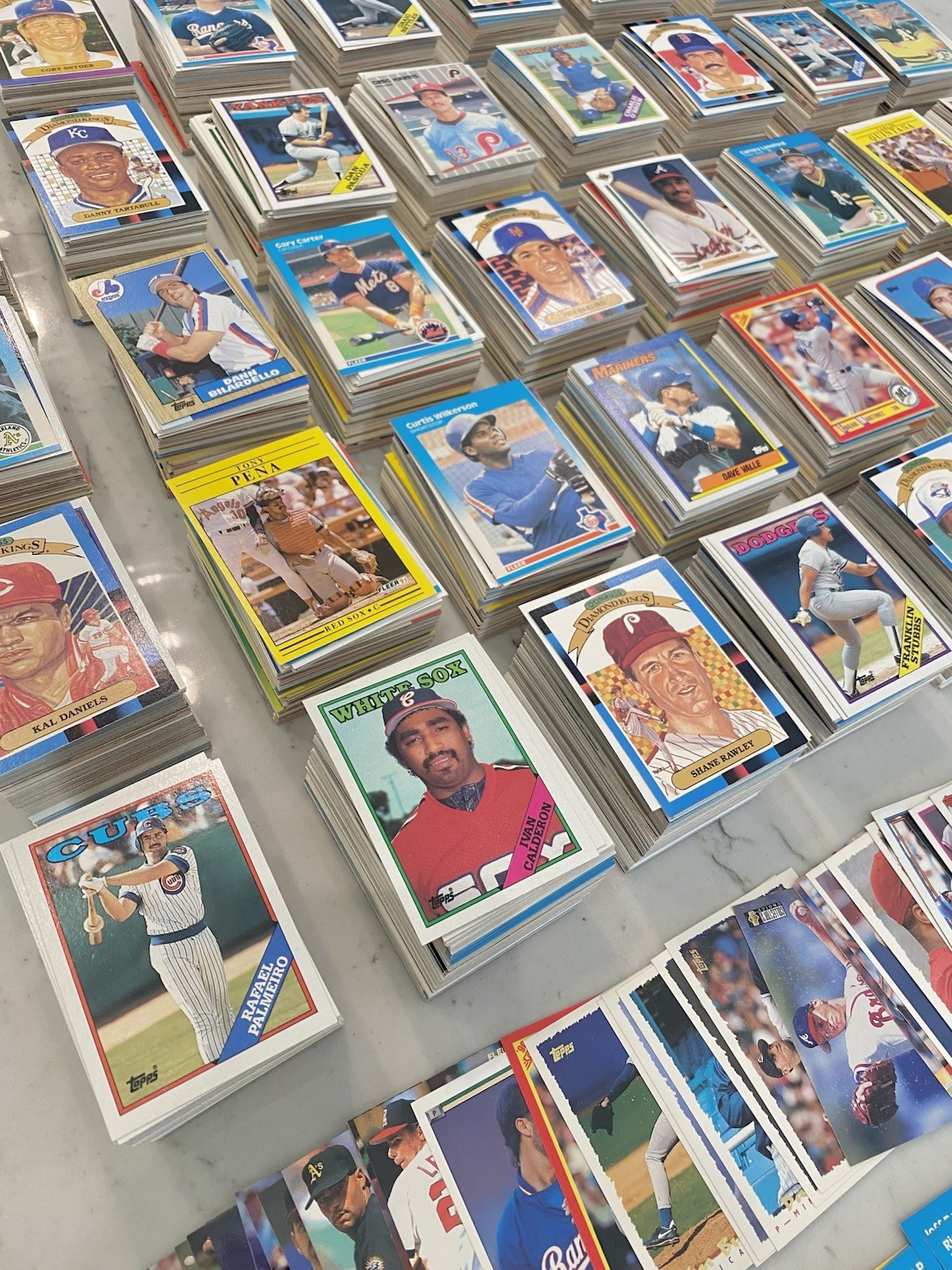 Vintage MLB Baseball Cards Lot Of 1000. 1980s, 1990s, 2000s, Great variety.
