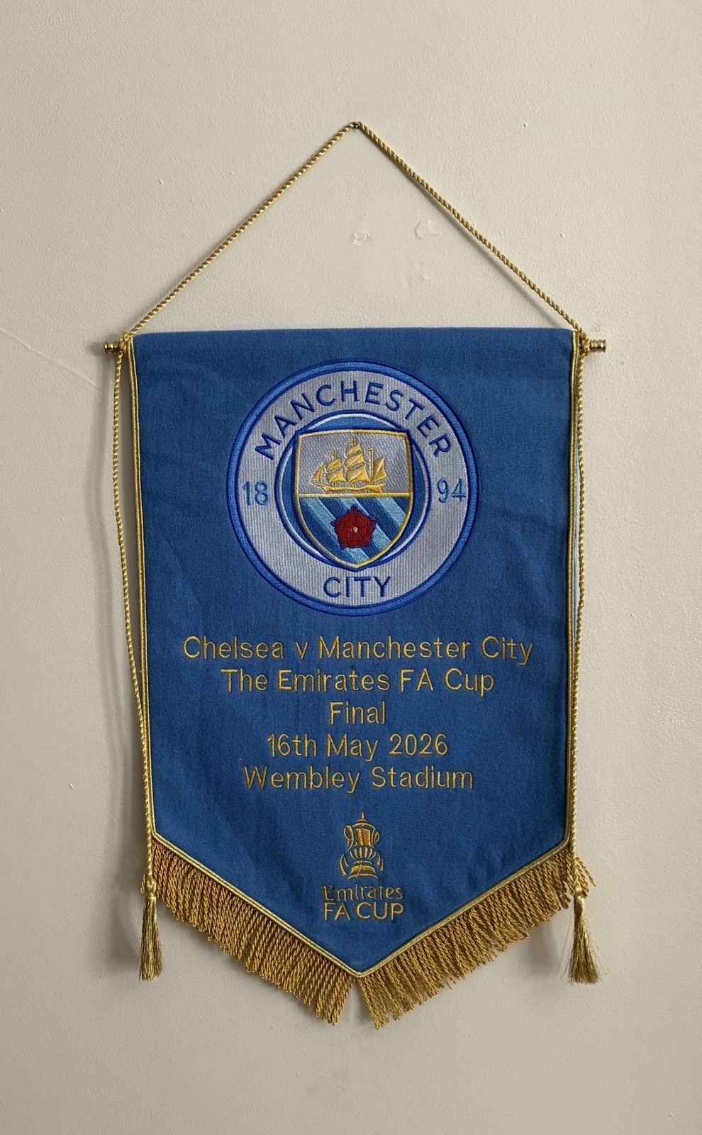 Chelsea v Manchester City FA Cup Final 2026 Banderin Fanion Pennant Wimpel.