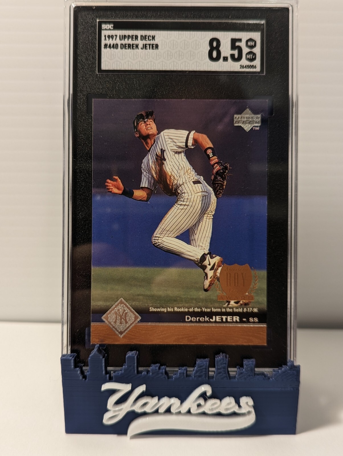 MLB sports card display stand. top loader, graded or mag. OR CUSTOM color/team