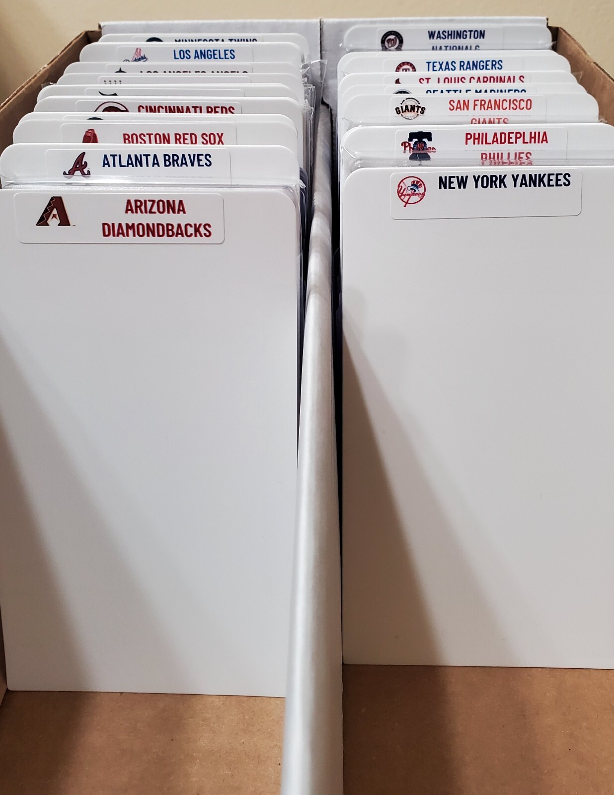 (30) GRADED Slab & Sports Card Dividers with 30 FREE MLB Teams Logos Labels