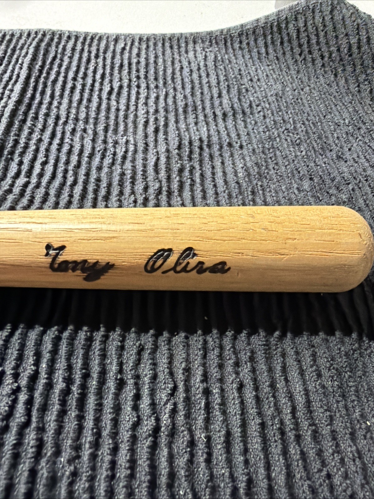 Vintage 1960’s Tony Oliva 16 Inch Lou Slugger Mini Bat, Minnesota Twins, Nice