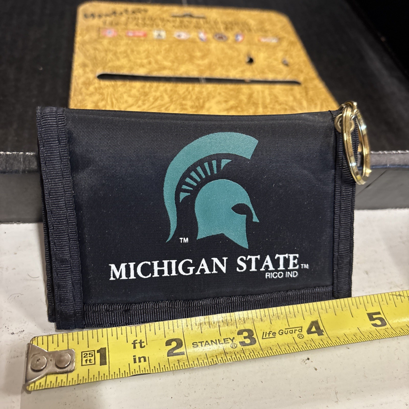 Michigan State Spartans ID Holder Card Case With Keychain Licensed NEW Compact￼