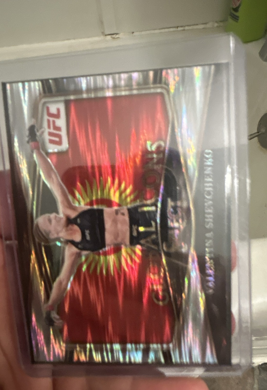 2022 Panini Select UFC – Global Icons Valentina Shevchenko #15 Flash Prizm