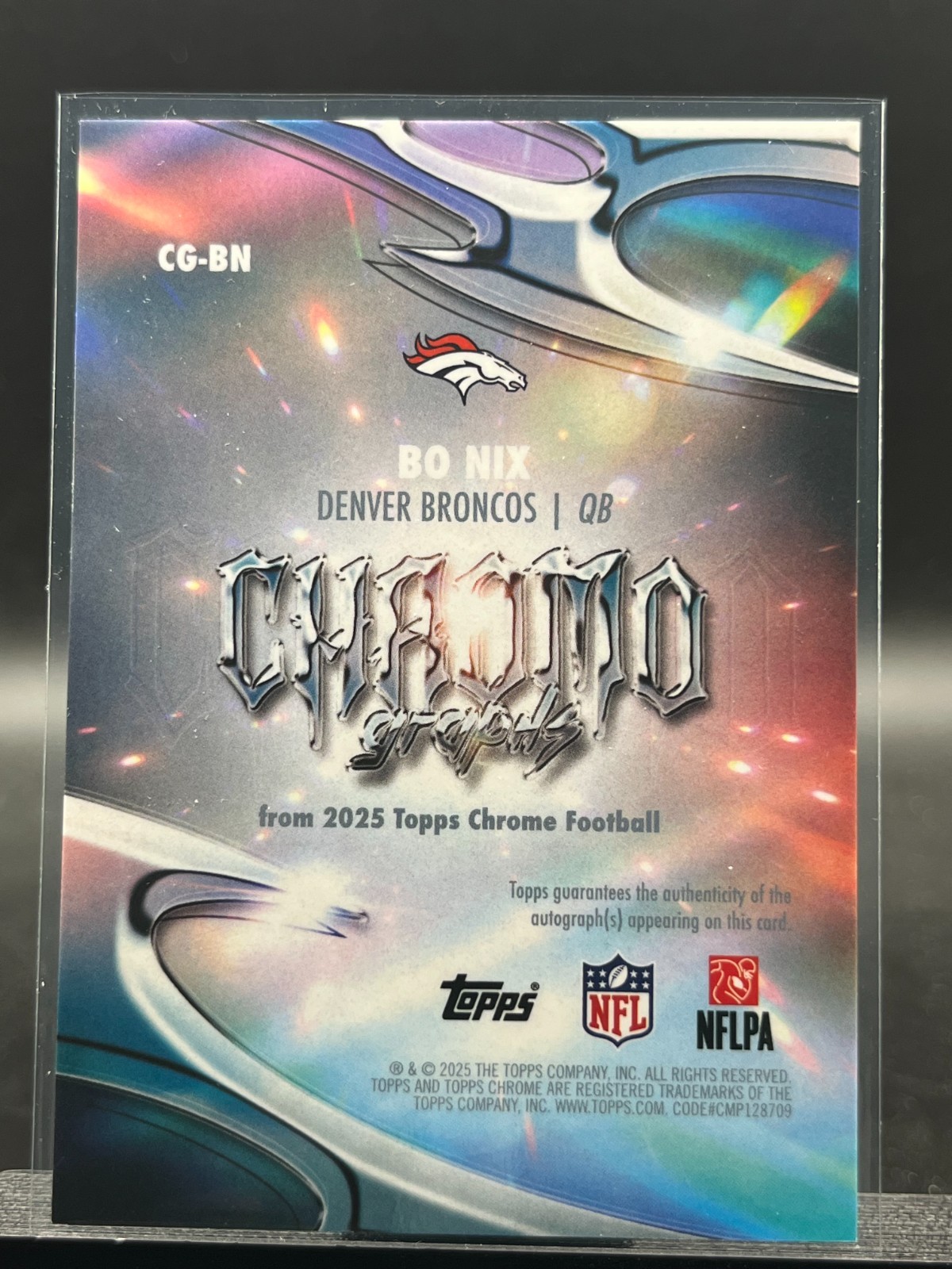 2025 Topps Chrome Bo Nix CG-BN Chromographs On-Card Auto Red Geometric 1/5