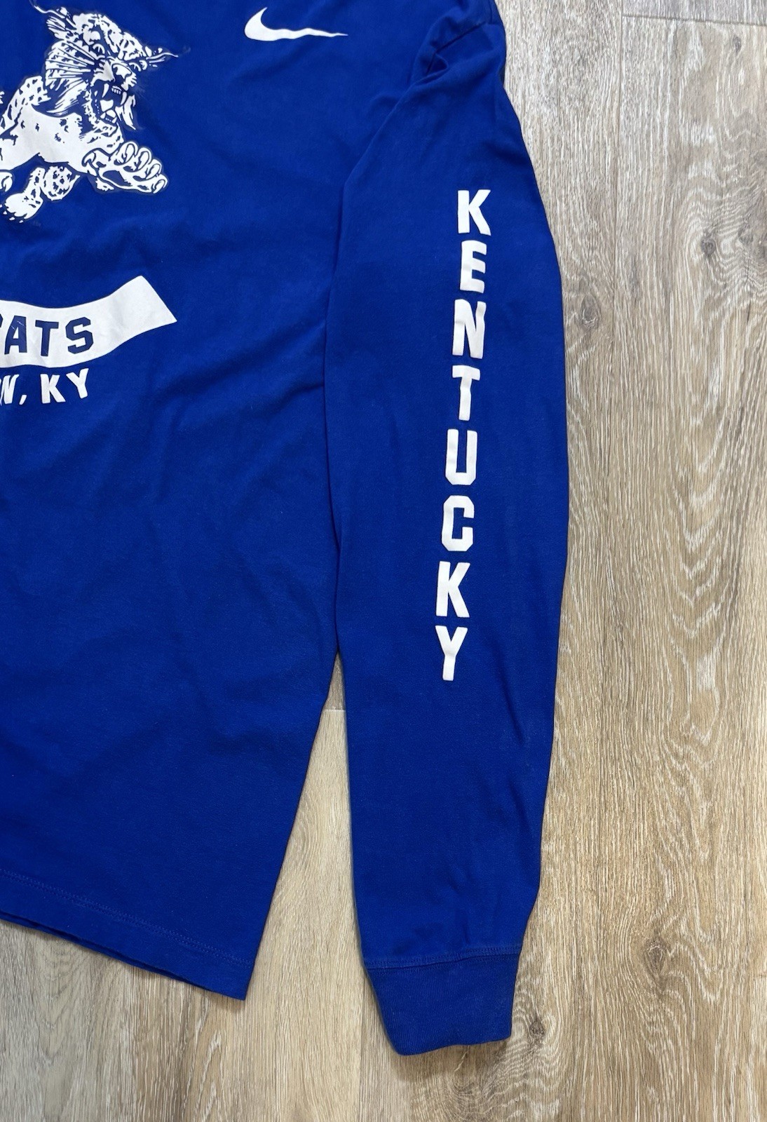 Nike Royal Kentucky Wildcats Team Vault Logo Long Sleeve T-Shirt Size Medium
