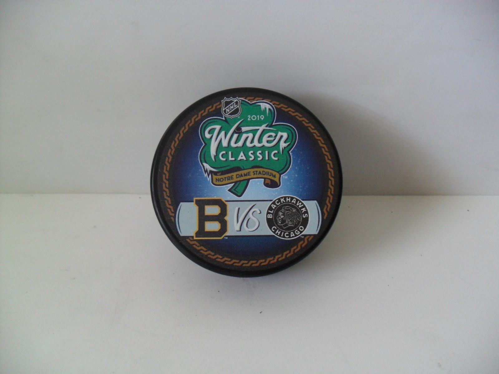 2019 NHL Winter Classic Puck – Boston Bruins vs Chicago Blackhawks – BRAND NEW