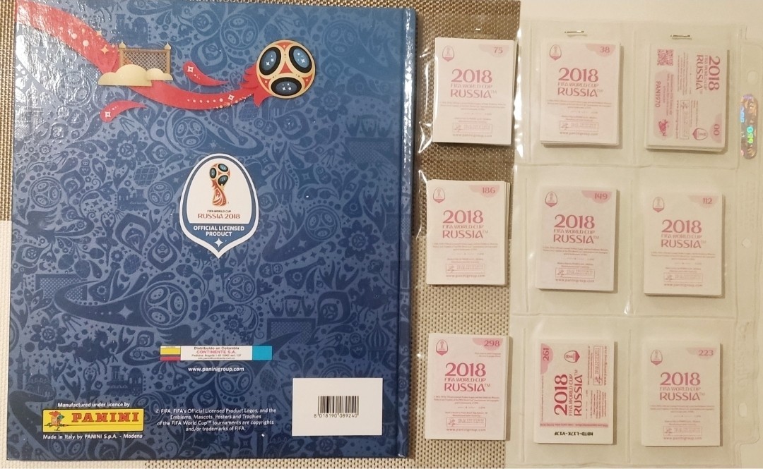 Panini World Cup Russia 2018 Complete HARD COVER Pink Back Rare Ver. COLOMBIA