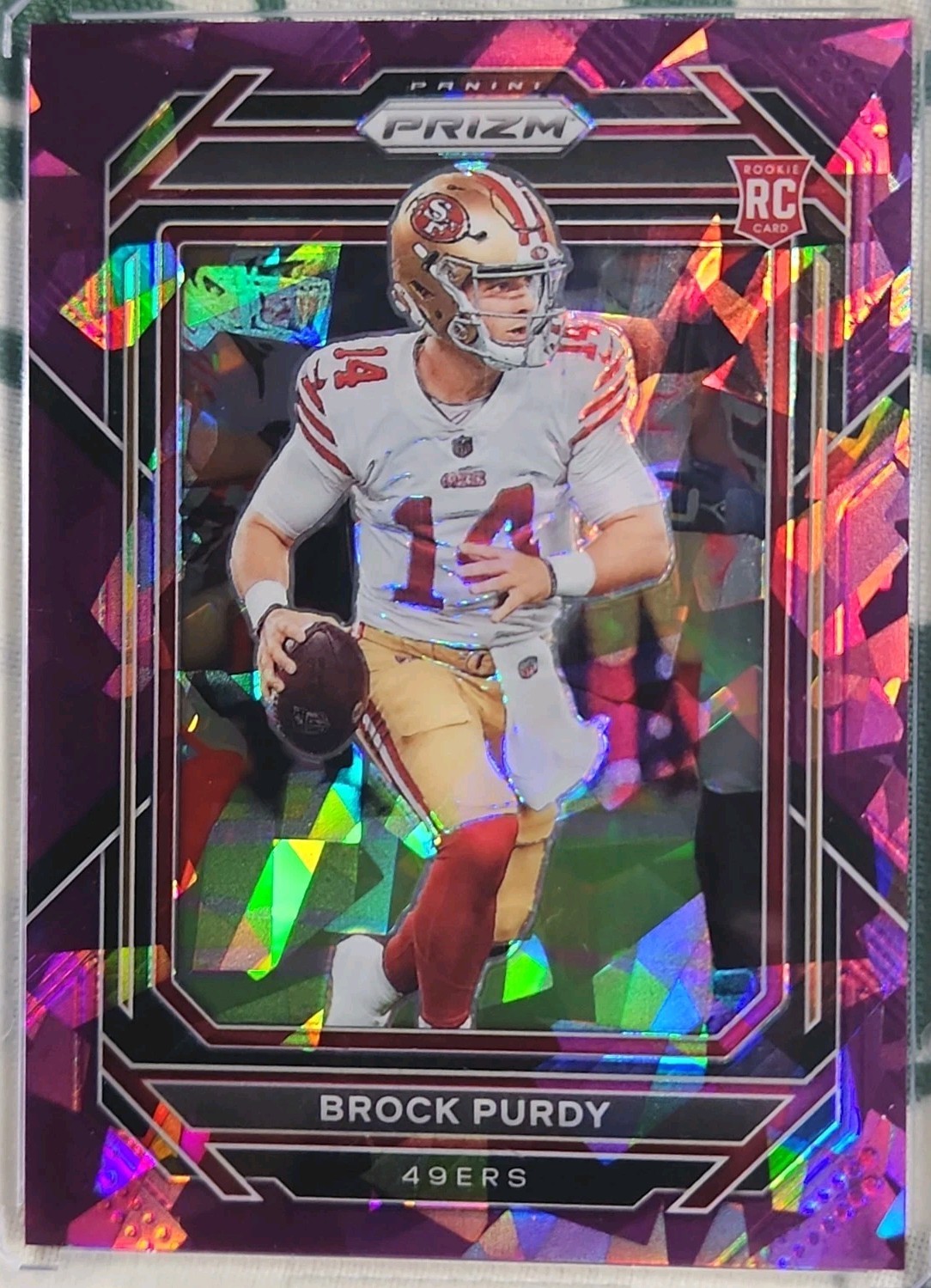 2022 Panini Prizm Football Purple Cracked Ice RC Brock Purdy 225