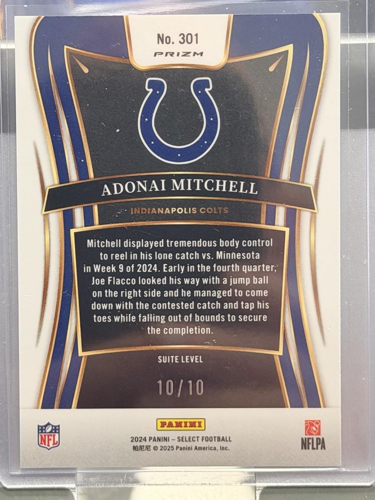 2024 Panini Select Suite Level Adonai Mitchell Gold Dragon Scale Prizm /10