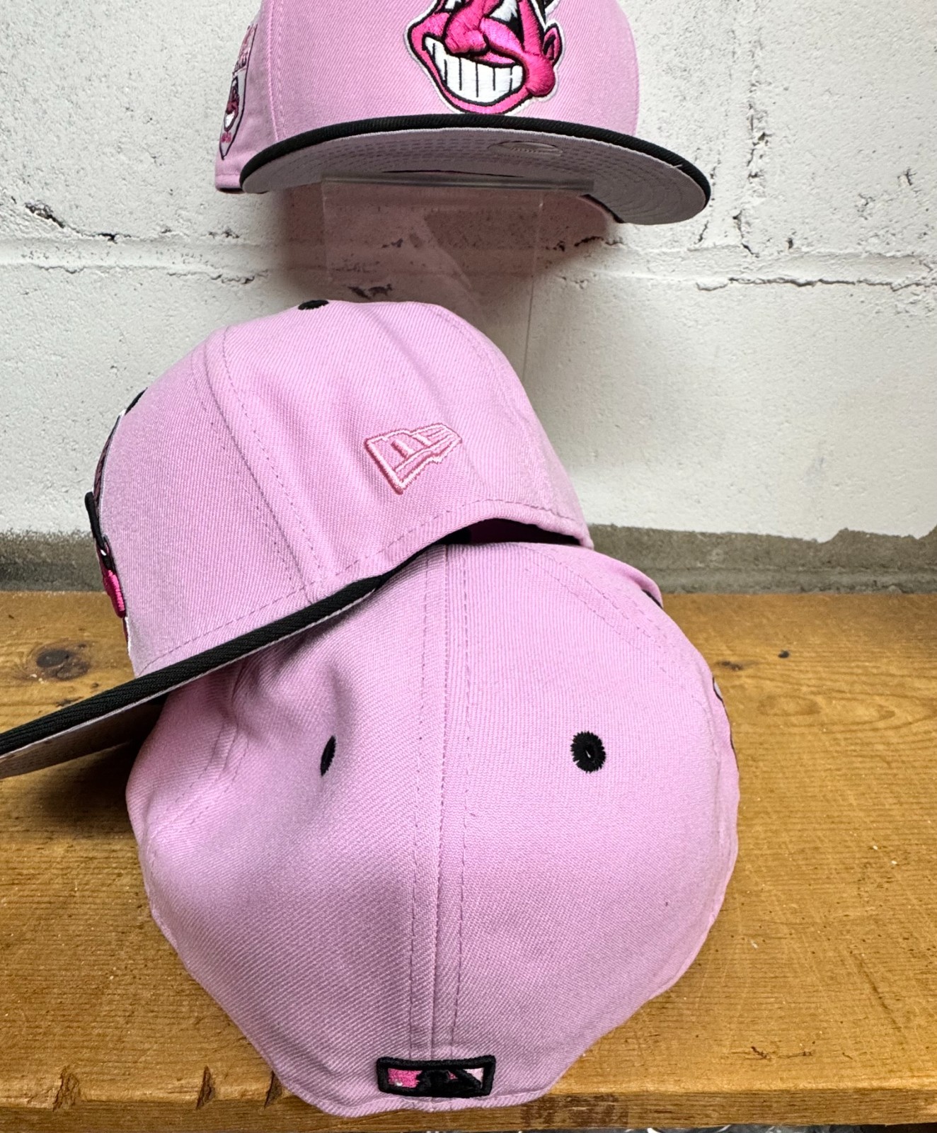 Cleveland Indians Wahoo New Era Fitted Club 59Fifty Hat Custom NEW PINK