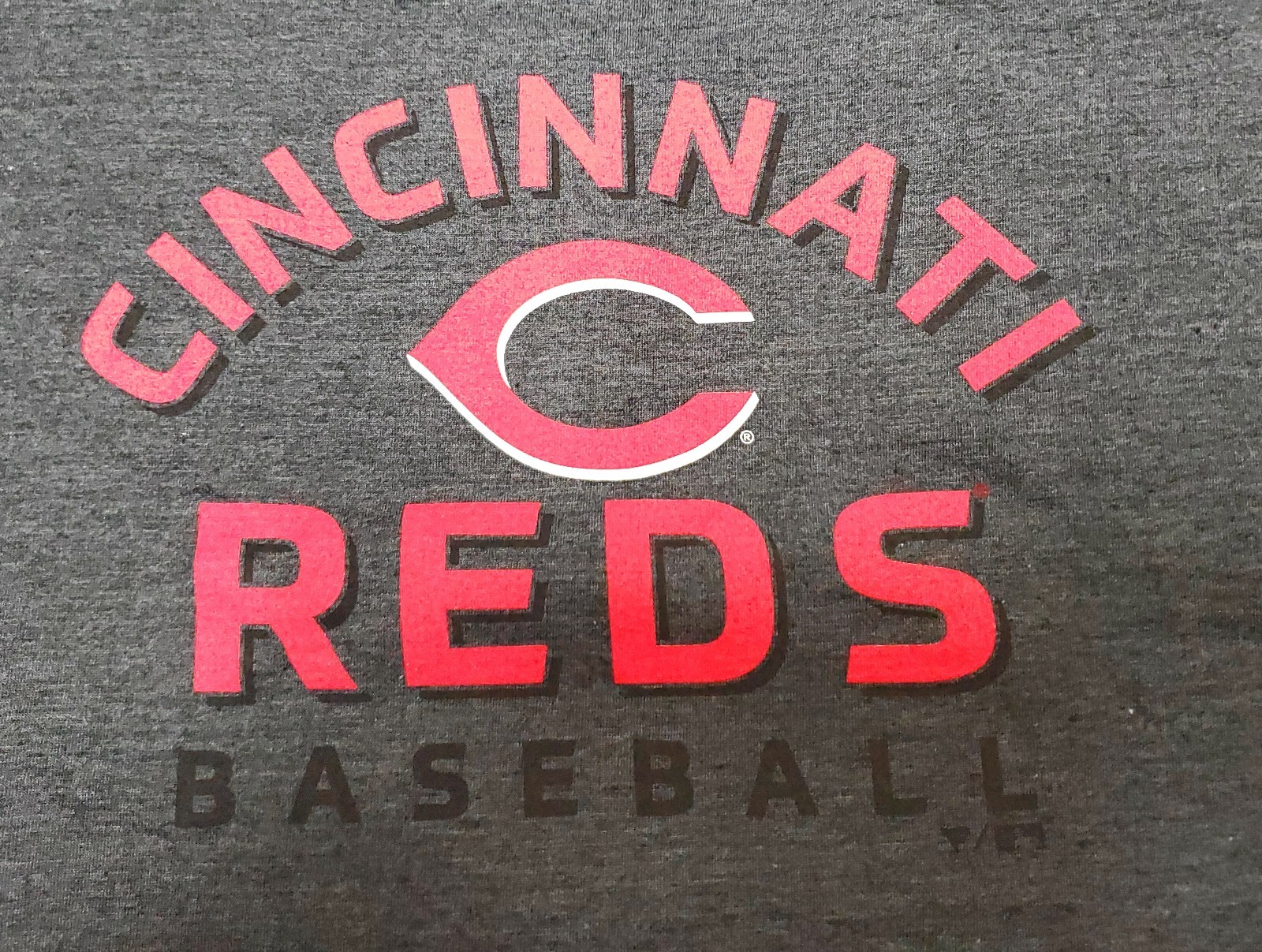 Mens Fanatics Cincinnati Reds Charcoal Grey Wonderment MLB Baseball Tee T-Shirt