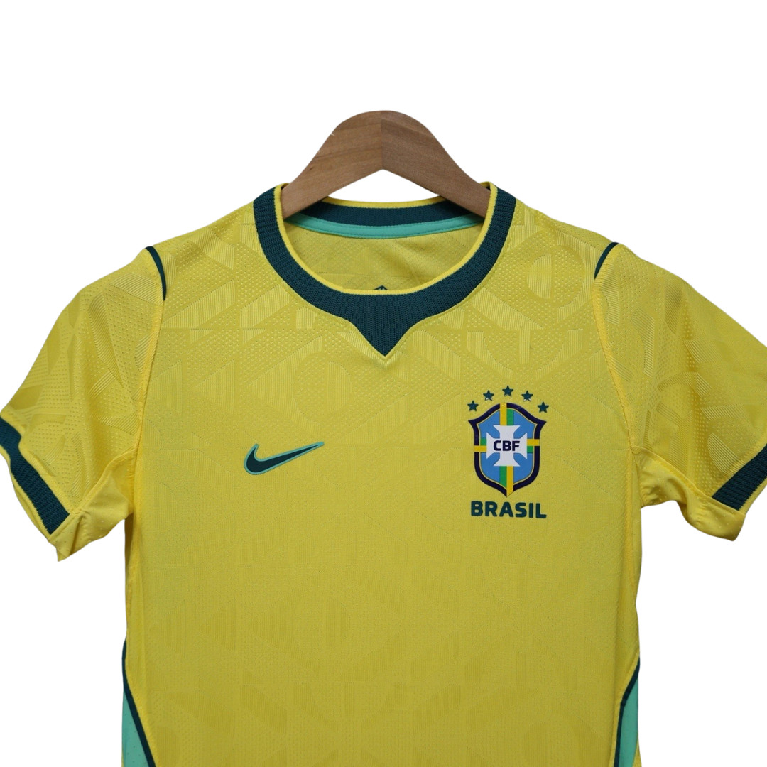 Brazil Women’s Jersey 2026 World Cup Edition & 2022 Jaguar Model – Thai Quality