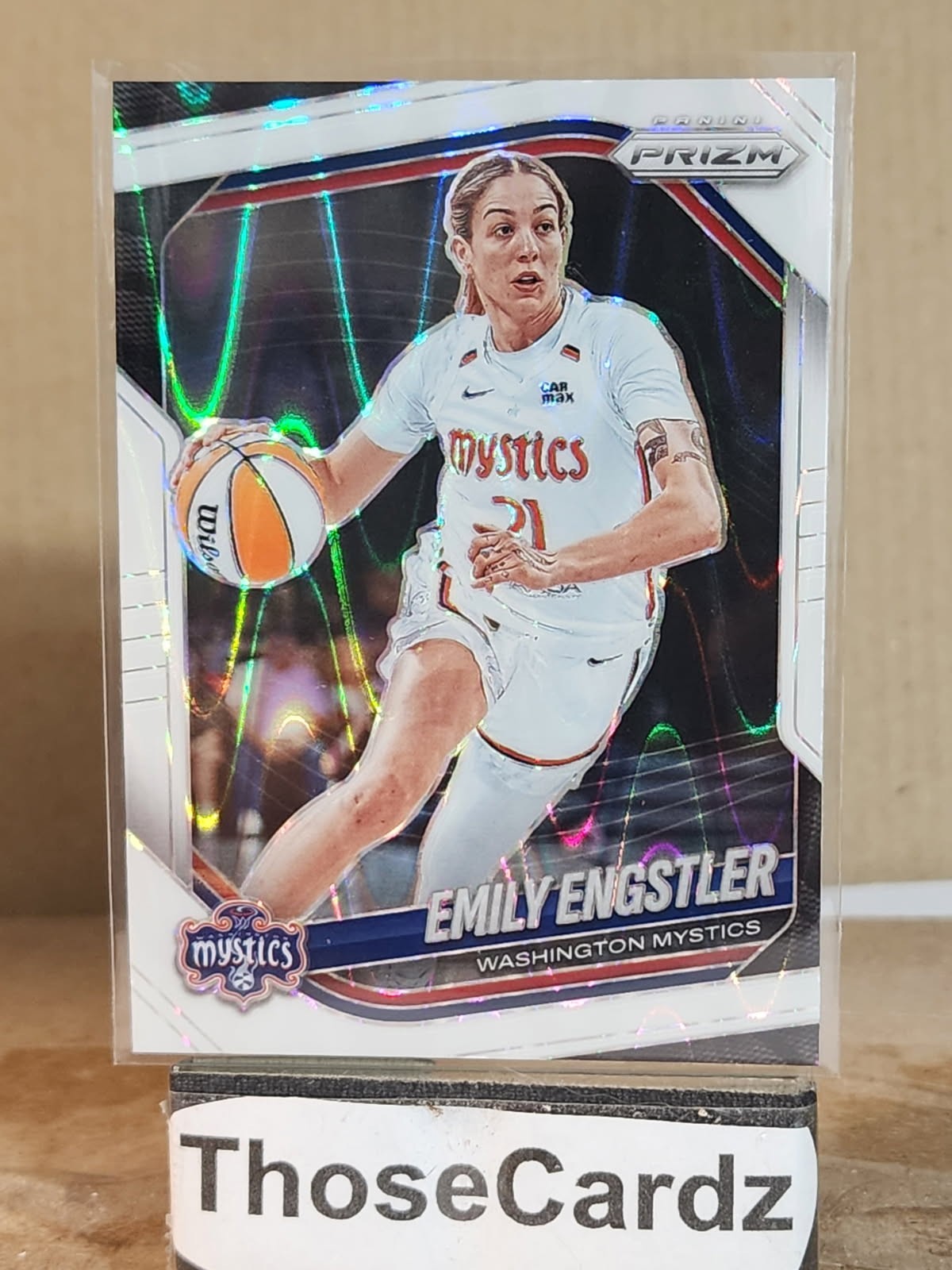 2025 Panini Prizm WNBA White Seismic Prizm #84 Emily Engstler