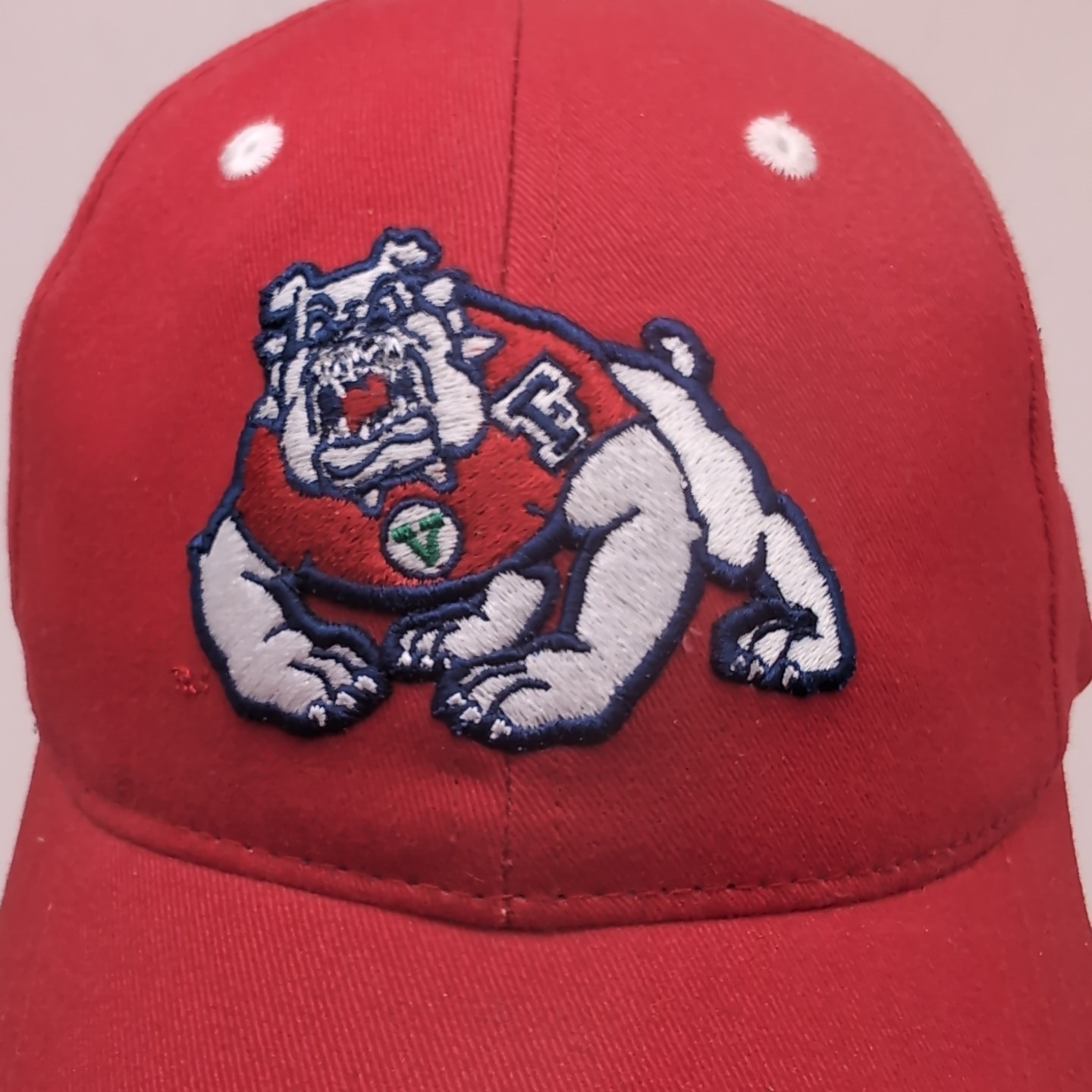 U-Name-It Campuswear Men’s Fresno State Bulldogs Strap Hat Red Embroidered Logo