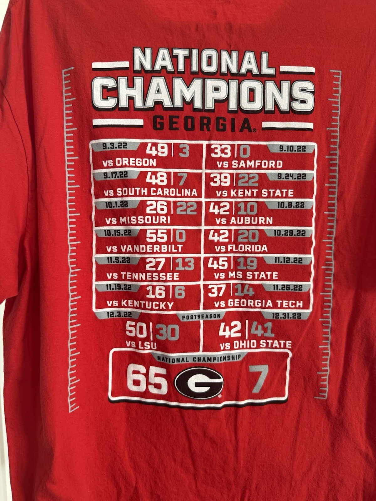 Georgia Bulldogs UGA 2022 National Champions Tee Adult XL Double Sided Schedule