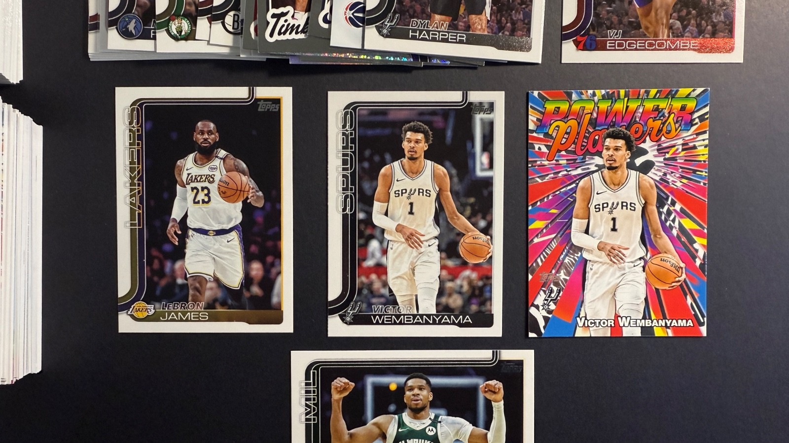 Lot of 200+ / 2025 Topps NBA Stars Parallels Commons Rookies WEMBANYAMA LEBRON