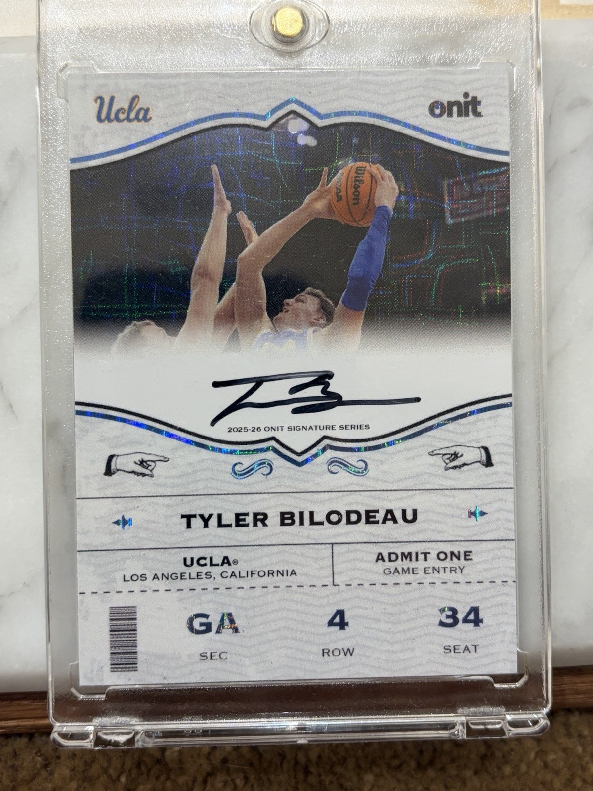 2025-26 Onit cards Tyler Bilodeau UCLA.General Admission Auto 10/10