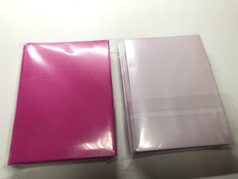 Lenayuyu 300pcs Roseredwhite Protector Standard MTG Card Sleeves 66x91mm Matte