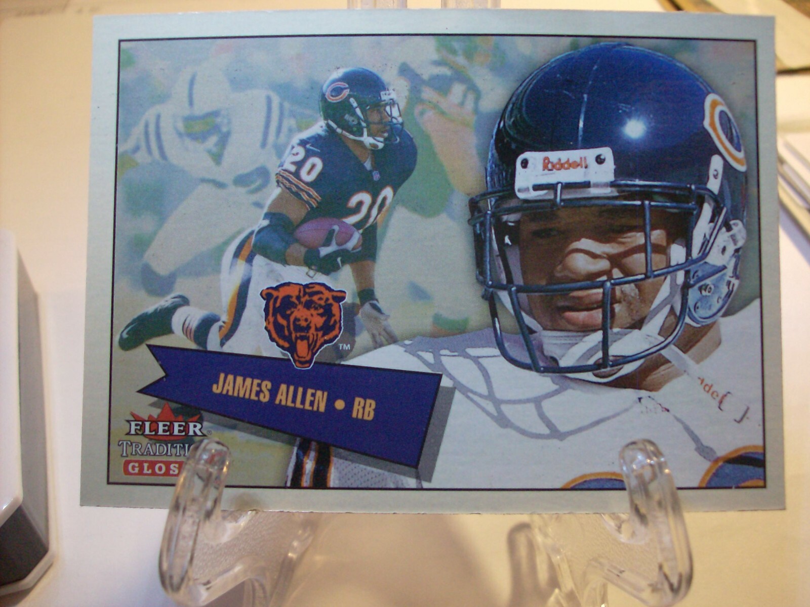 2001 Fleer Tradition Glossy Football Card #99 James Allen (82320)