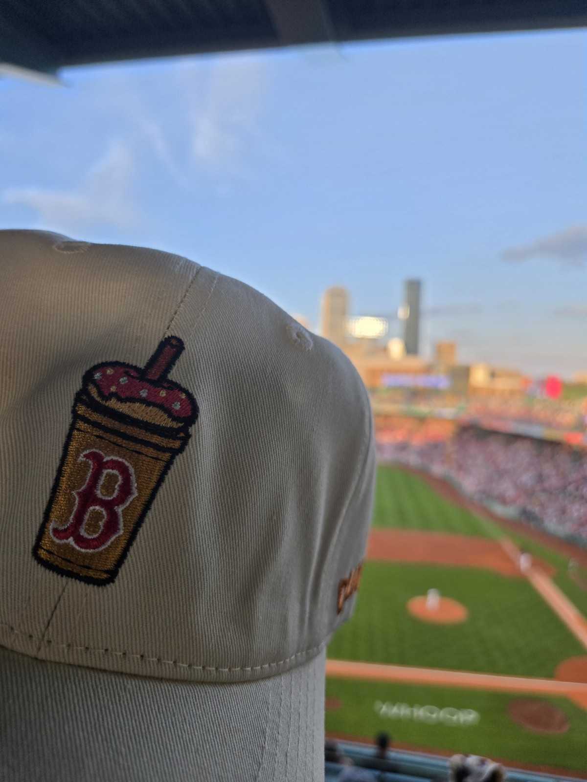 LIMITED EDITION Boston Red Sox Dunkin Custom Iced Coffee Hat Exclusive Fenway
