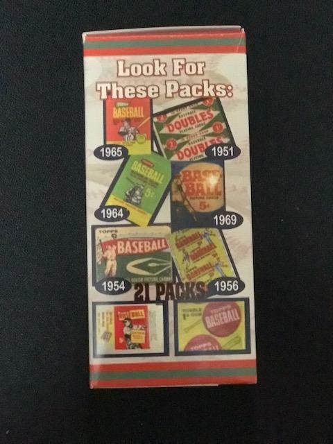 1952 MANTLE CARD CHASE BOX- 21 PACKS + AUTOGRAPH CARD + 2 1950/60’S CARDS