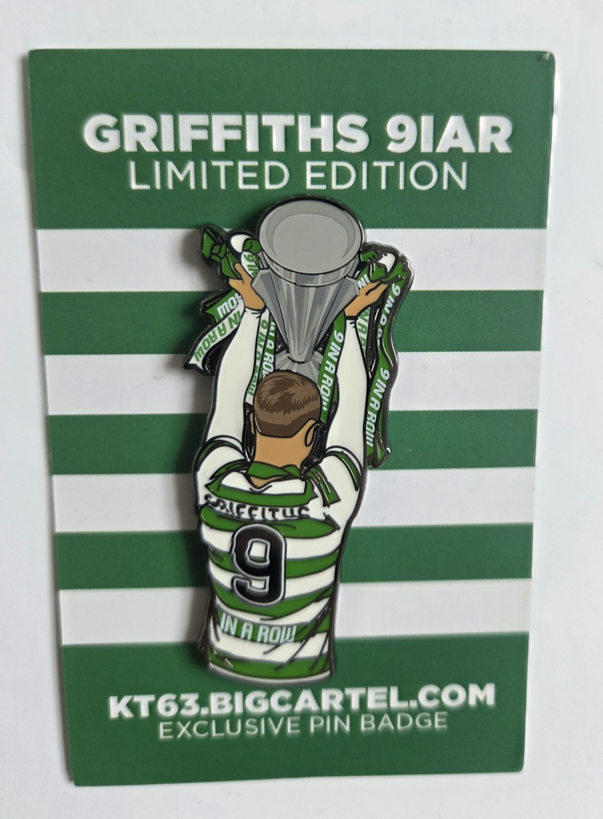 Lee Griffiths (9 in a row) – Hoidy Limited Edition Celtic Pin Badge